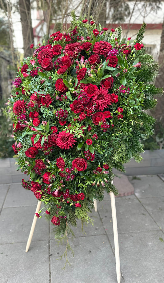 Wieniec czerwono-bordowy