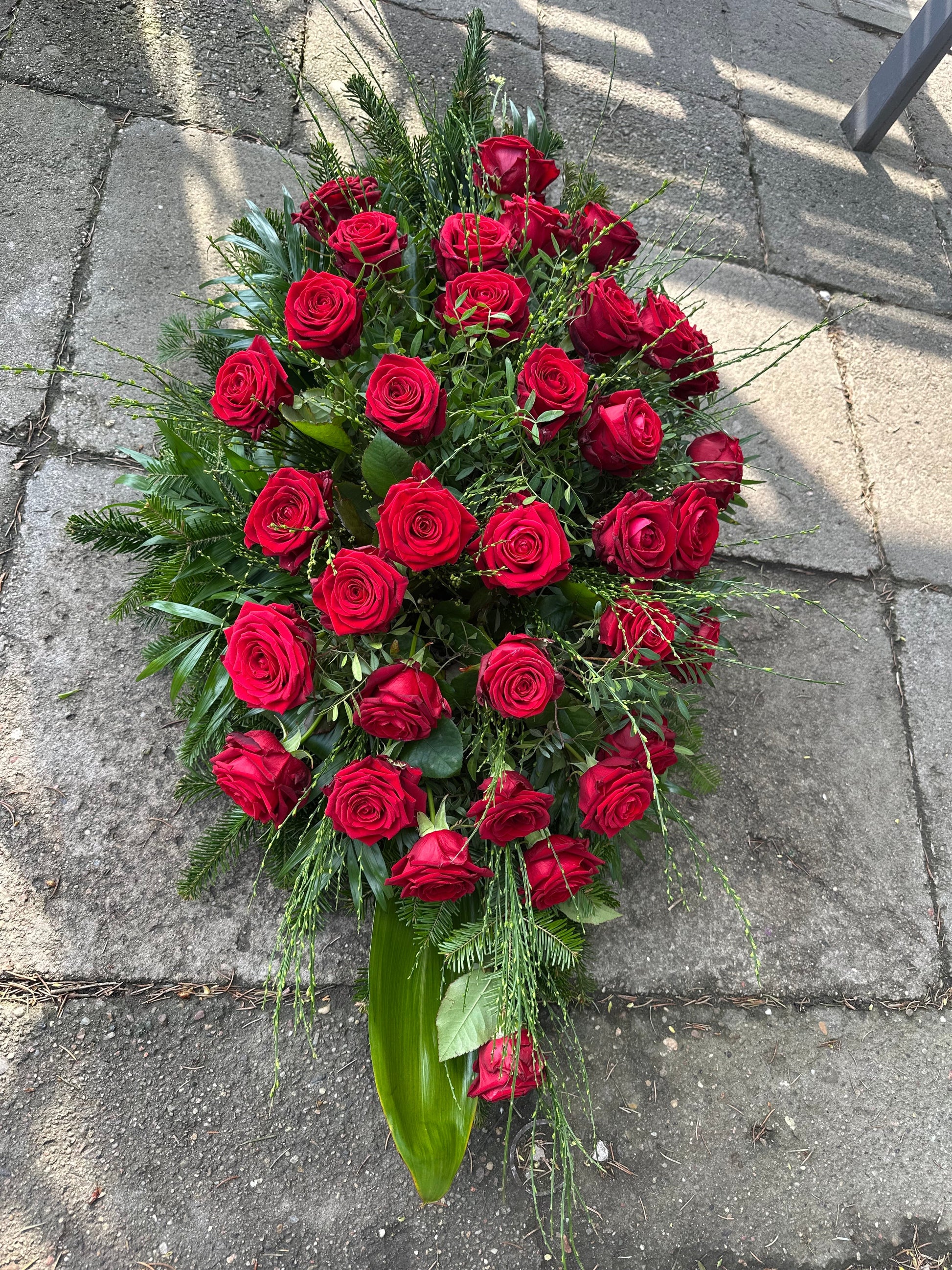 Wiązanka z 35 czerwonych róż